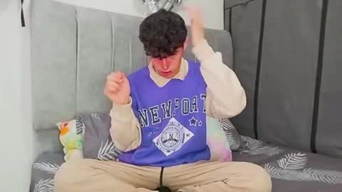 John Vichenso online show from December 6, 2024, 5:55 pm