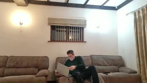 johnathan_stuart33 online show from March 8, 2026, 2:04 am