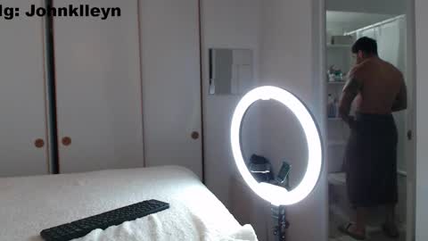 john online show from March 25, 2026, 5:52 pm