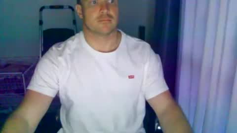 Snapshot of johnny61600 chatting on August 6, 2026, 7:32 am Lovenitwet69 online show from August 6, 2026, 7:32 am