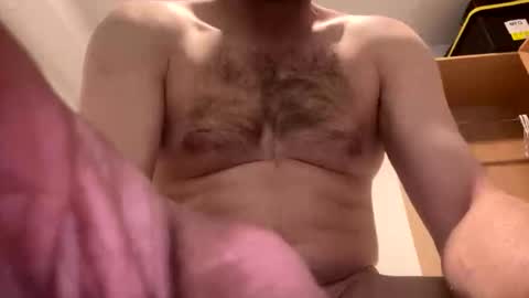 Snapshot of johnny699292 chatting on February 9, 2026, 1:31 am johnny699292 online show from February 9, 2026, 1:31 am