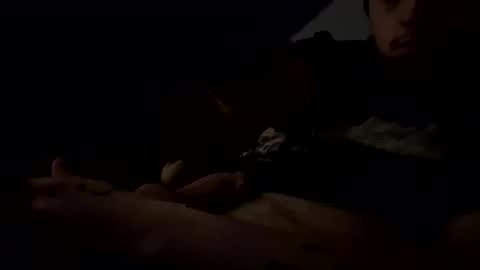 johnny981047 online show from April 13, 2026, 1:22 am