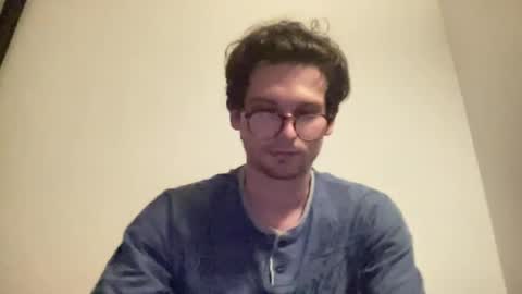 Snapshot of johnny__wood chatting on December 23, 2024, 12:35 am Johnny online show from December 23, 2024, 12:35 am