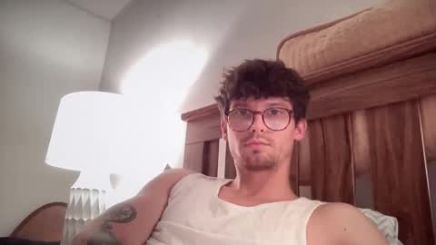 Snapshot of johnny__wood chatting on October 8, 2025, 2:53 am Johnny online show from October 8, 2025, 2:53 am