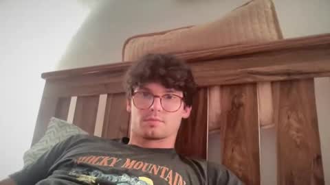 Snapshot of johnny__wood chatting on November 6, 2025, 6:58 am Johnny online show from November 6, 2025, 6:58 am