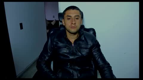 Snapshot of johnny_seens1 chatting on December 2, 2025, 10:27 pm Johnny online show from December 2, 2025, 10:27 pm