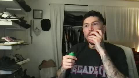 JohnnyDeep66 online show from December 19, 2024, 6:01 am