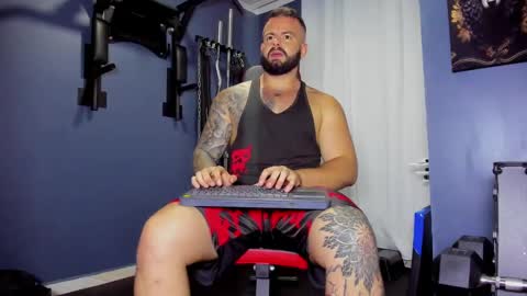 JOHNNY online show from February 2, 2025, 11:32 pm