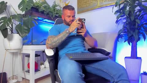 JOHNNY online show from March 15, 2026, 1:44 am