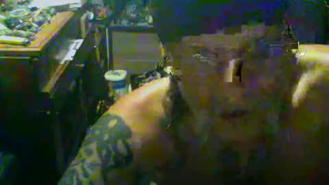 Snapshot of johnnyshung1 chatting on November 9, 2025, 5:50 am johnnyshung1 online show from November 9, 2025, 5:50 am