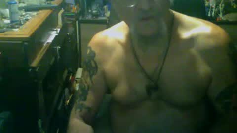 Snapshot of johnnyshung1 chatting on November 20, 2025, 10:48 am johnnyshung1 online show from November 20, 2025, 10:48 am