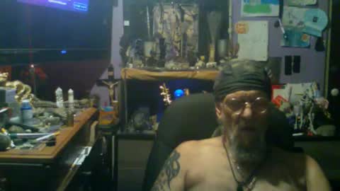 Snapshot of johnnyshung1 chatting on November 26, 2025, 8:59 am johnnyshung1 online show from November 26, 2025, 8:59 am