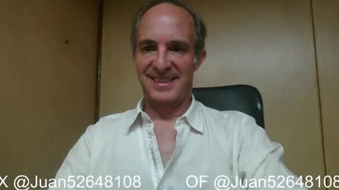 Snapshot of johnq_23 chatting on April 24, 2026, 3:36 pm John online show from April 24, 2026, 3:36 pm