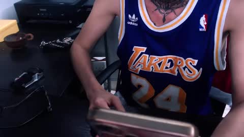 johnsonisaac94  online show from February 5, 2025, 9:46 am