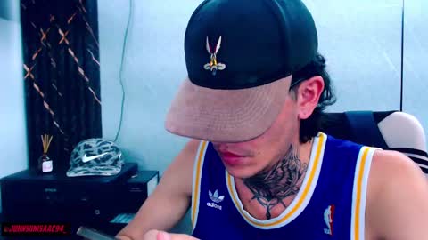 johnsonisaac94  online show from February 25, 2025, 5:19 am