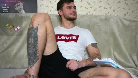 John online show from December 3, 2025, 8:45 am