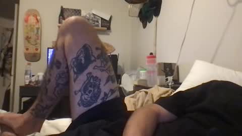 johntizzz online show from December 17, 2025, 8:26 pm