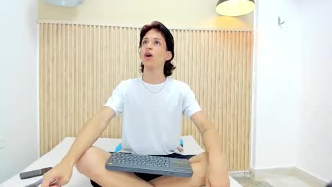 JOHSS online show from November 24, 2025, 12:27 pm