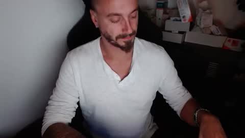 Snapshot of jojo2aix chatting on September 18, 2025, 9:28 pm for your pleasure online show from September 18, 2025, 9:28 pm