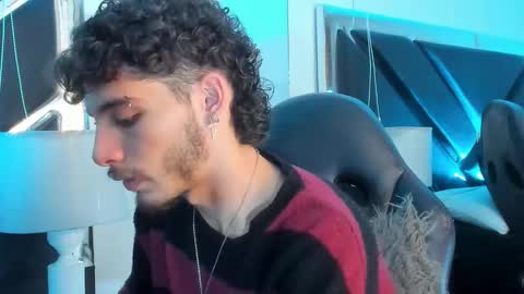 jojobraando online show from December 2, 2025, 12:27 am