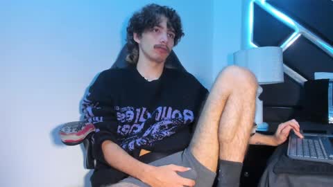 jojobraando online show from April 16, 2026, 3:57 pm