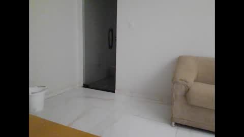 jojooo27 online show from April 15, 2026, 1:56 am