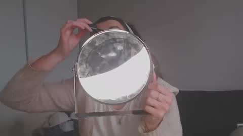 jolie_cam online show from April 15, 2026, 7:59 am