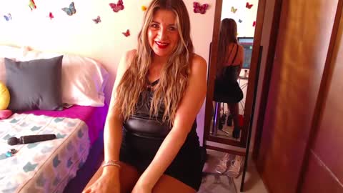 Jolie Mature online show from December 11, 2024, 7:46 pm