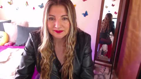 Jolie Mature online show from January 26, 2025, 5:34 pm