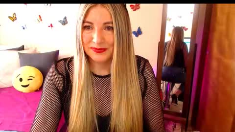 Jolie Mature online show from October 29, 2025, 9:38 pm