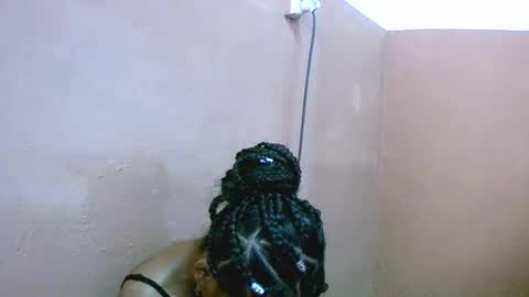 joliekah27 online show from February 26, 2025, 11:09 am