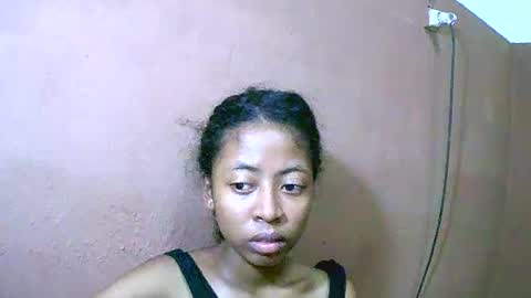 joliekah27 online show from March 4, 2025, 11:54 pm