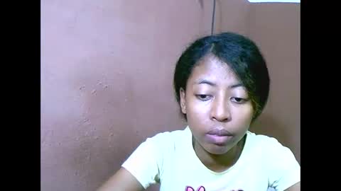 joliekah27 online show from March 5, 2025, 10:21 pm