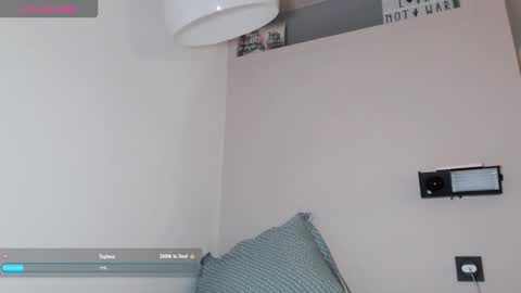 Rose online show from November 14, 2025, 6:17 pm