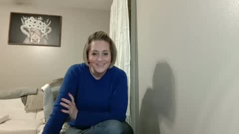 Jolie online show from December 6, 2024, 2:24 am