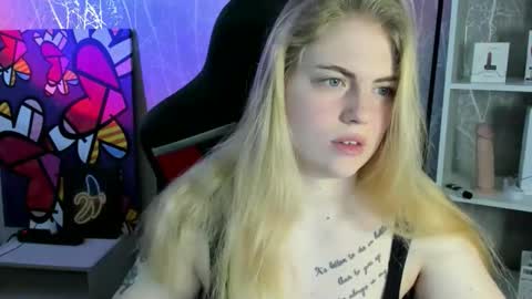 Snapshot of jolly_doll_ chatting on May 4, 2026, 12:28 am Jolly online show from May 4, 2026, 12:28 am