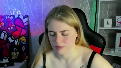 Snapshot of jolly_doll_ chatting on May 14, 2026, 4:30 am Jolly online show from May 14, 2026, 4:30 am
