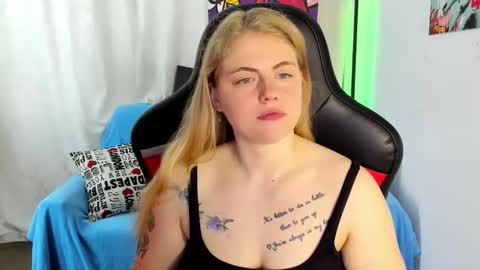 Snapshot of jolly_doll_ chatting on June 9, 2026, 3:07 am Jolly online show from June 9, 2026, 3:07 am