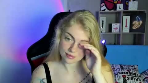 Snapshot of jolly_doll_ chatting on June 23, 2026, 2:42 am Jolly online show from June 23, 2026, 2:42 am