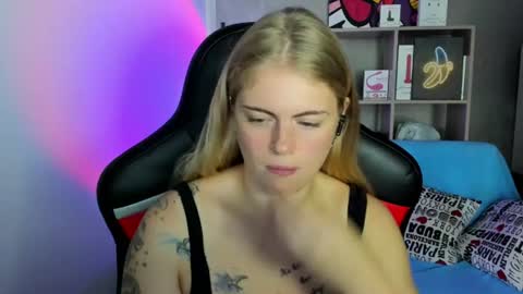 Snapshot of jolly_doll_ chatting on July 25, 2026, 2:42 am Jolly online show from July 25, 2026, 2:42 am
