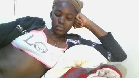 jollynabeb online show from September 14, 2025, 3:44 pm