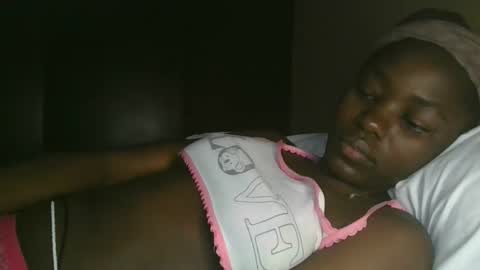 jollynabeb online show from November 24, 2025, 3:06 am