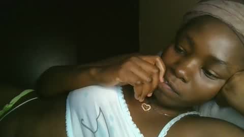 jollynabeb online show from December 2, 2025, 8:59 pm