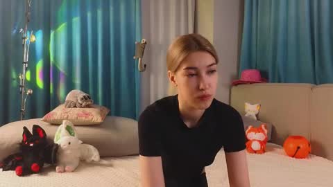 Viola online show from October 26, 2025, 11:05 am