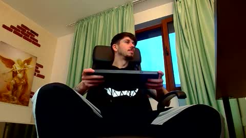 JonahShaw online show from September 30, 2025, 4:28 am