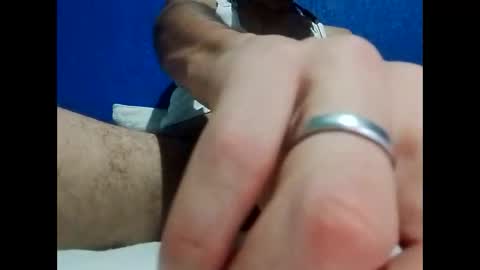 jonalberto072 online show from April 21, 2026, 1:42 am