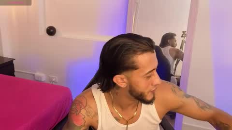 Jonas  online show from April 4, 2026, 6:16 pm