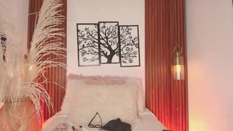 Jonas  online show from February 10, 2026, 4:05 am