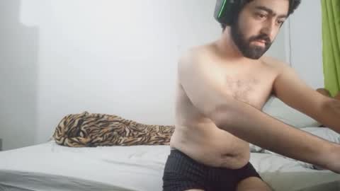 jonasf2525 online show from February 20, 2026, 3:36 am