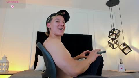 Snapshot of jonathan_daniels1 chatting on February 27, 2025, 3:05 pm Jonathan Danielss online show from February 27, 2025, 3:05 pm